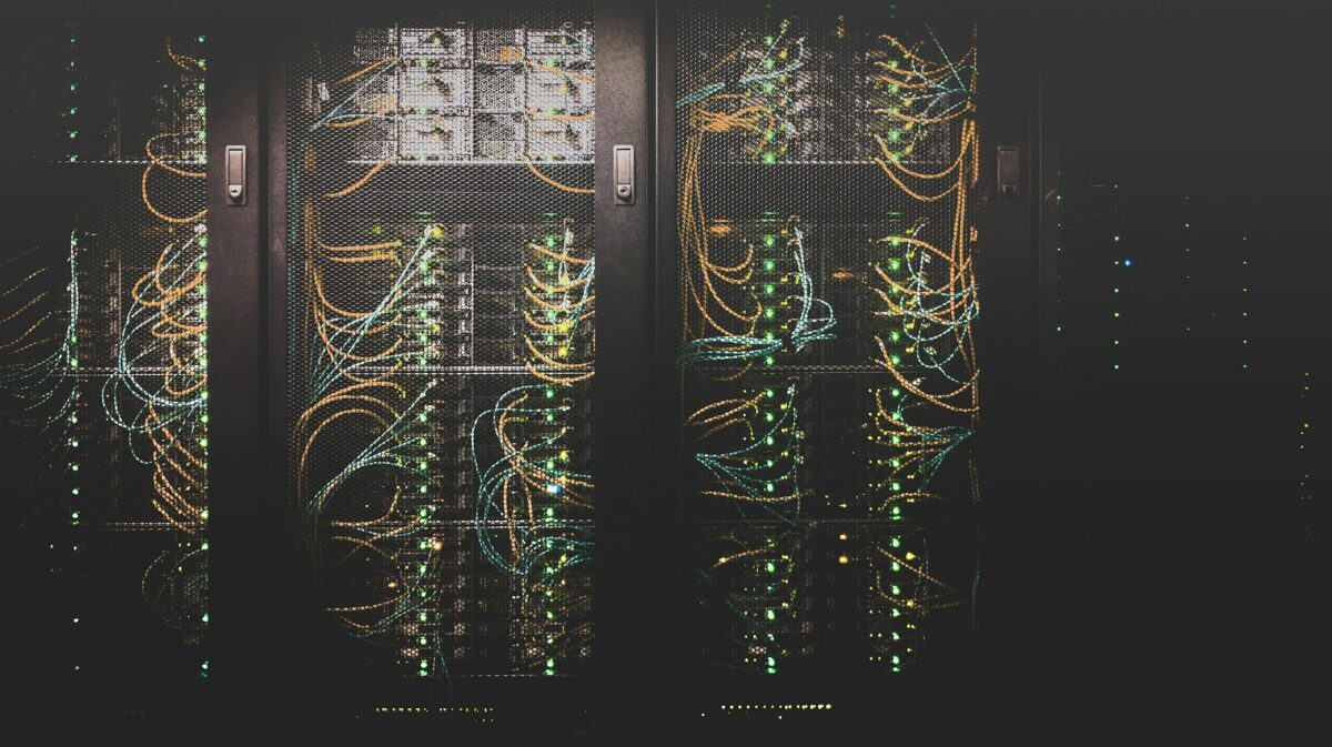 data center logistics